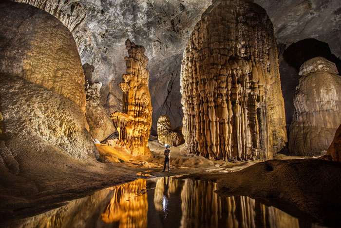 Thien Cung Cave, Vietnam